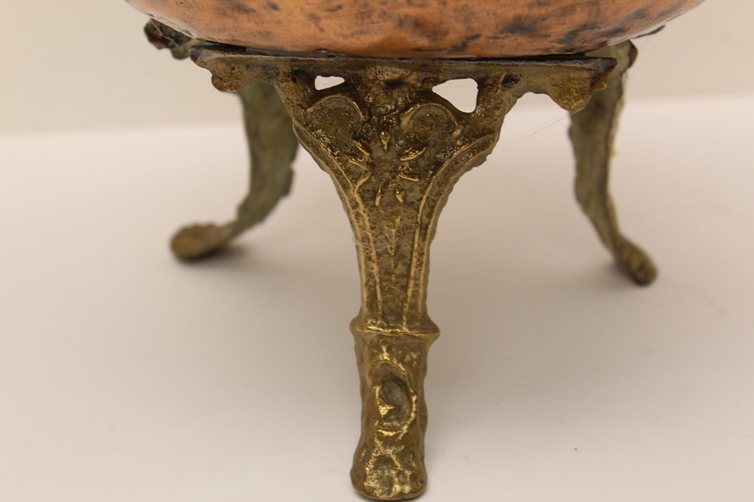 Antique fireplace pail - 4