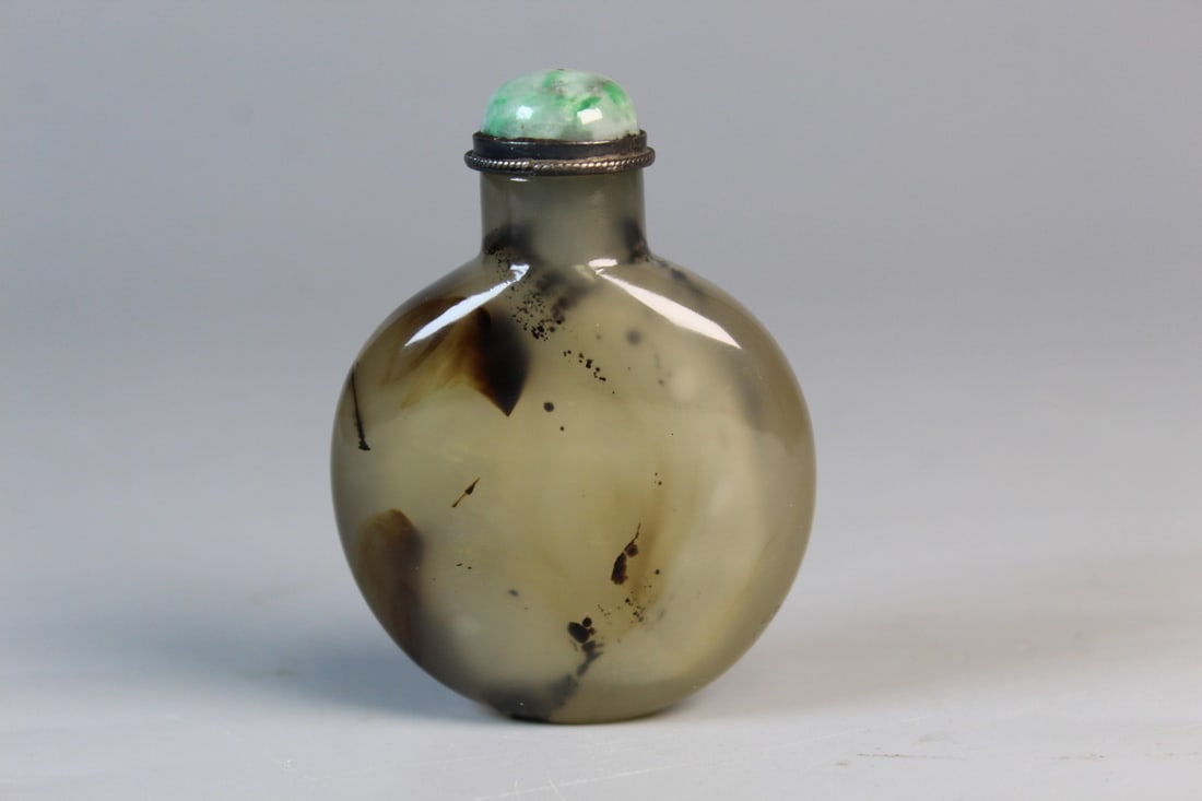 Chinese Shadow Agate Snuff Bottle - 2