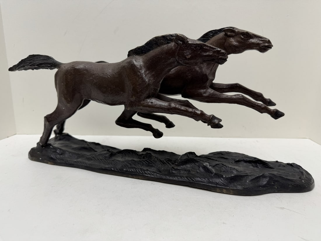 Bronze sculpture of horses (1 of 4)