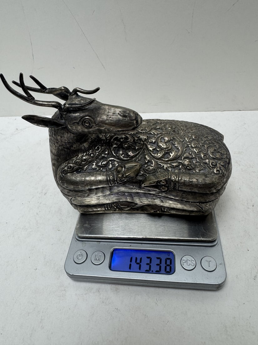 Sterling Silver box of a buck (1 of 3)