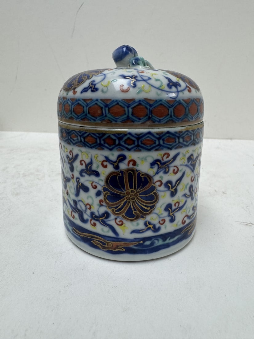 Chinese Doucai Porcelain Warming Box, Qianlong Mark (1 of 3)