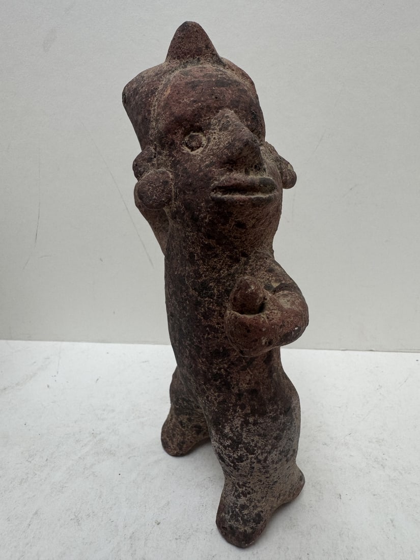 Pre Colmbian style Terracotta Sculpture: Pre Colmbian style Terracotta Sculpture. Height 7.5"