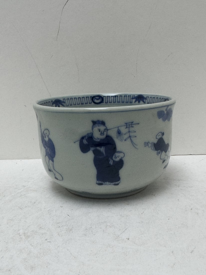 Chinese Blue and White Porcelain Incense Burner (1 of 5)