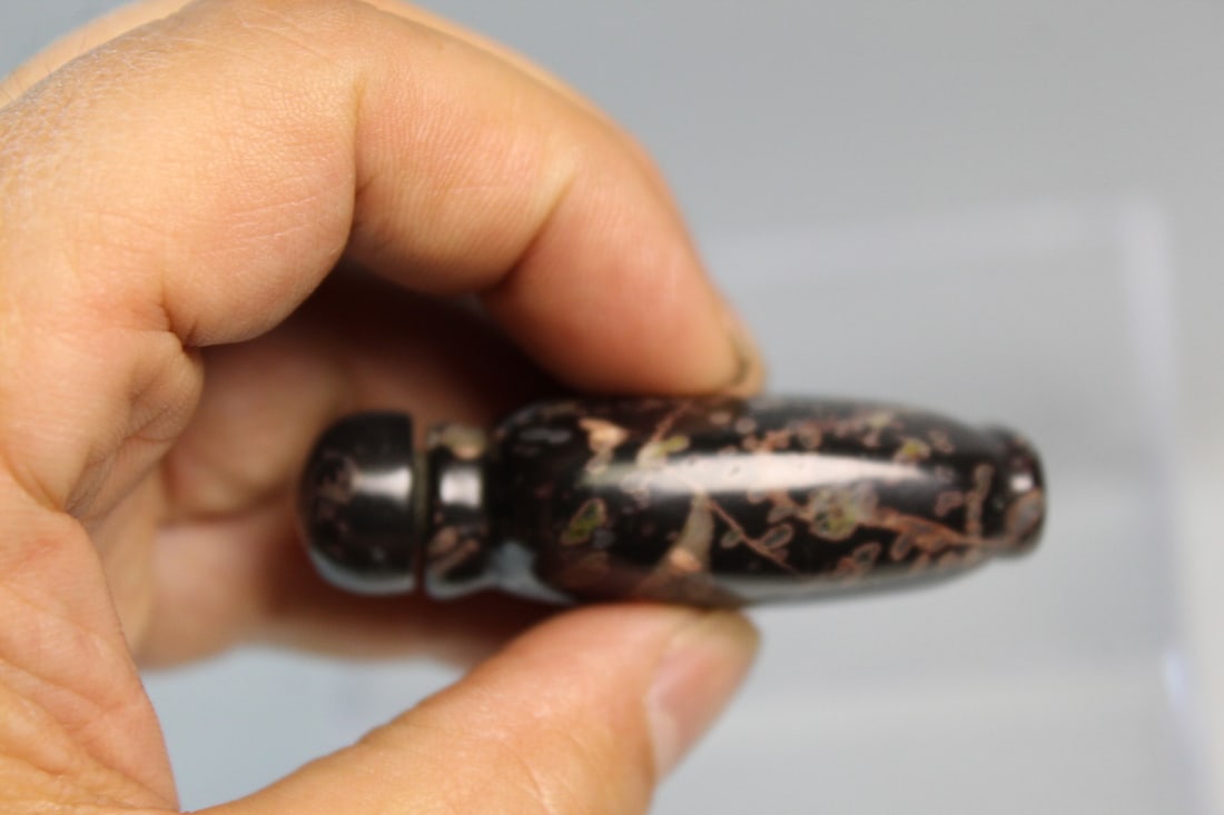 Chinese Puddingstone Snuff Bottle - 3