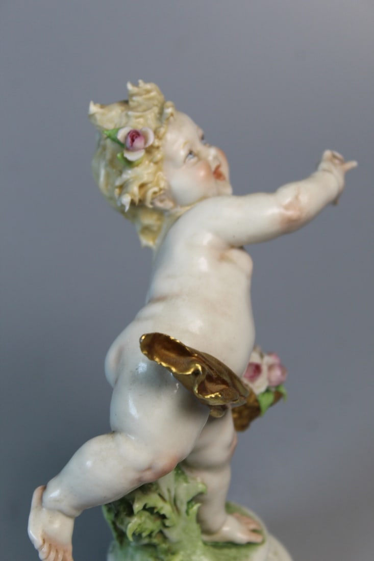 Capodimonte Cherub Figurine - 6