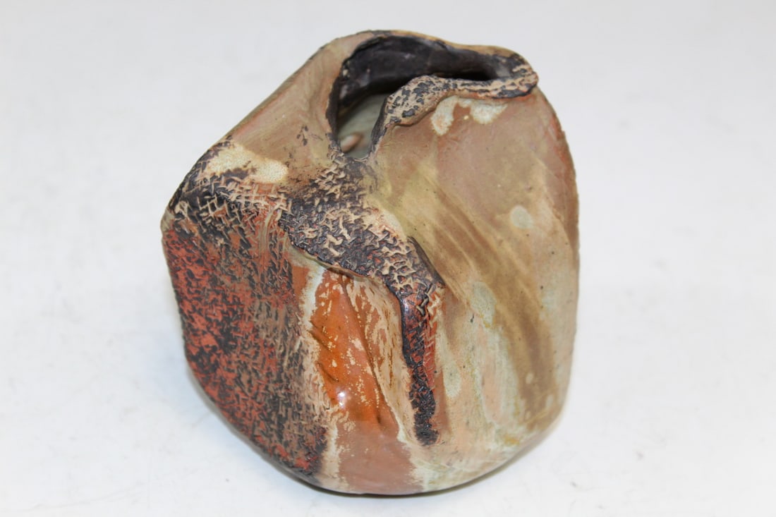 Art Pottery Vase, Signed. (1 of 5)
