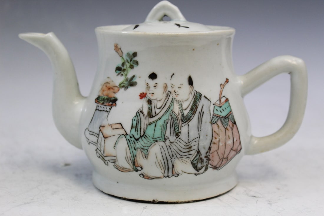 Chinese Famille Rose Porcelain Teapot (1 of 7)