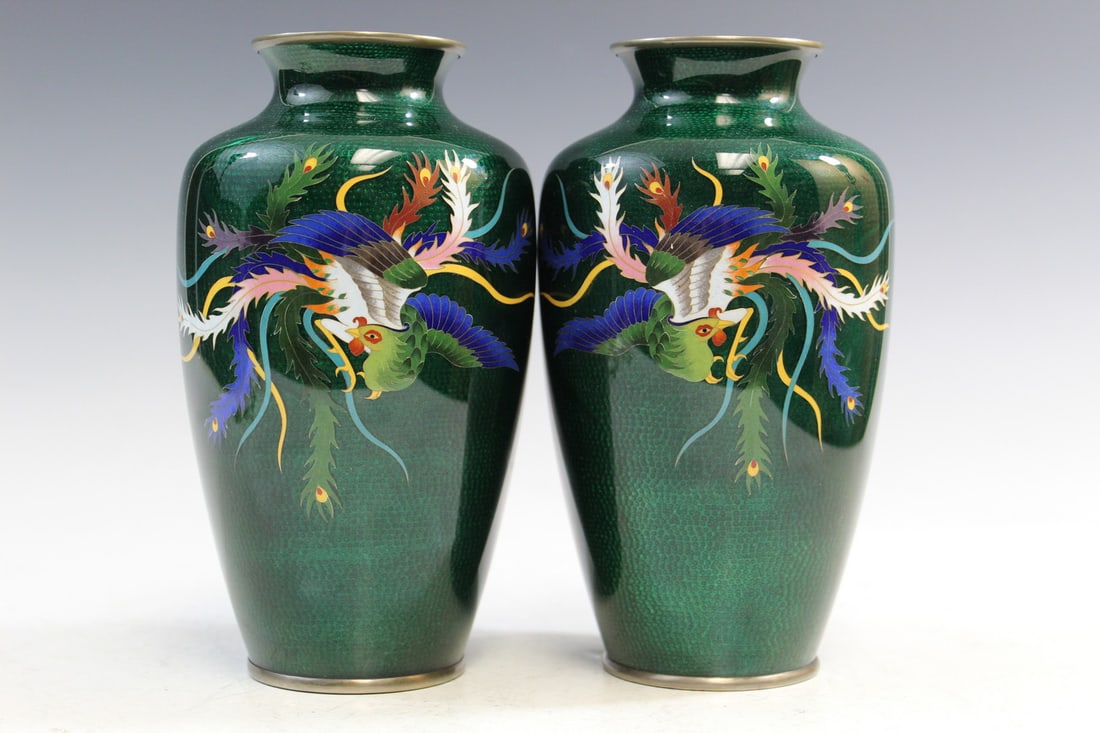 Pair of Green Japanese Cloisonne Vases: Pair of Green Japanese Cloisonne Vases. H 18 cm.