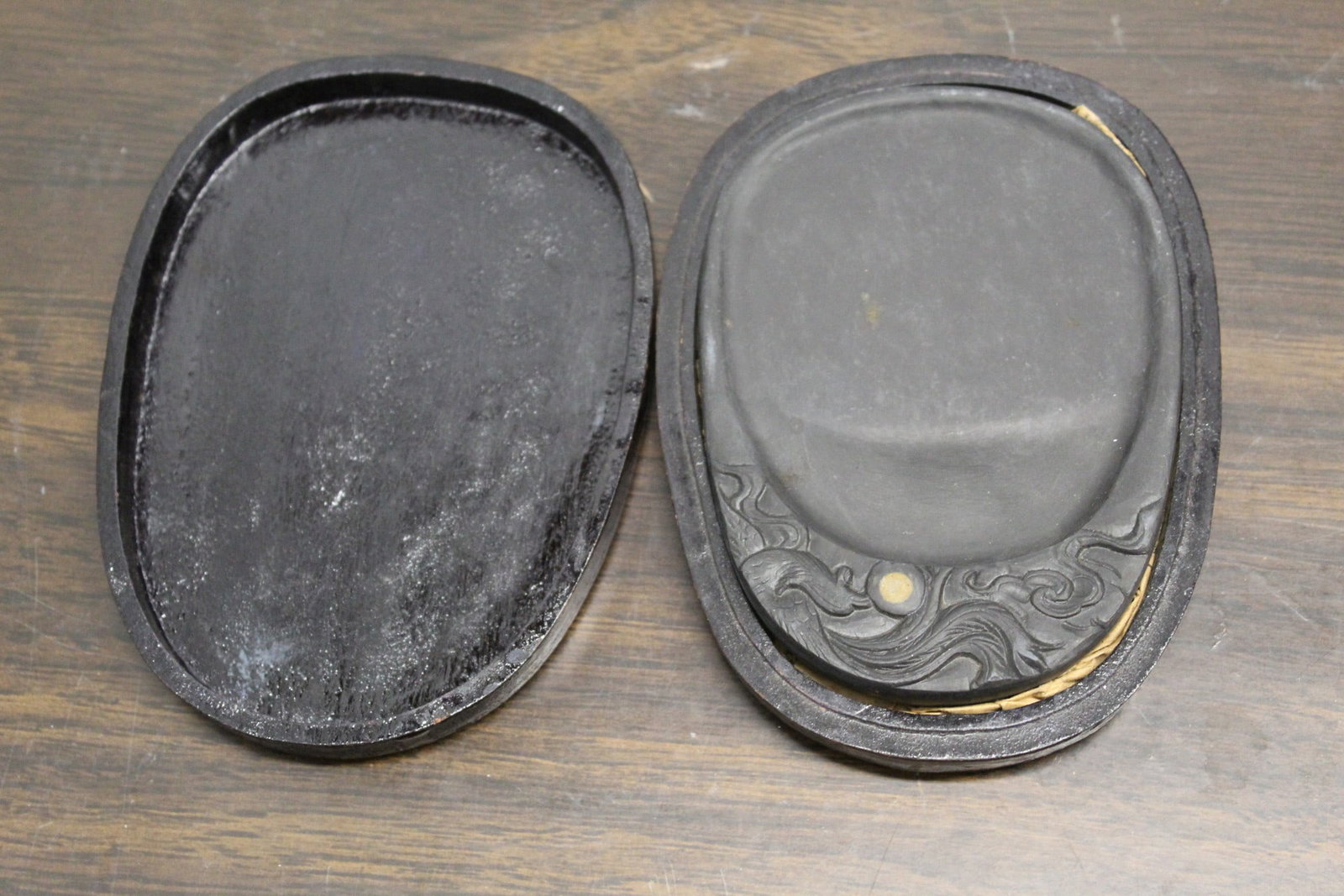 Chinese Duan Ink Stone: Chinese Duan Ink Stone. Size 12 x 15 cm.