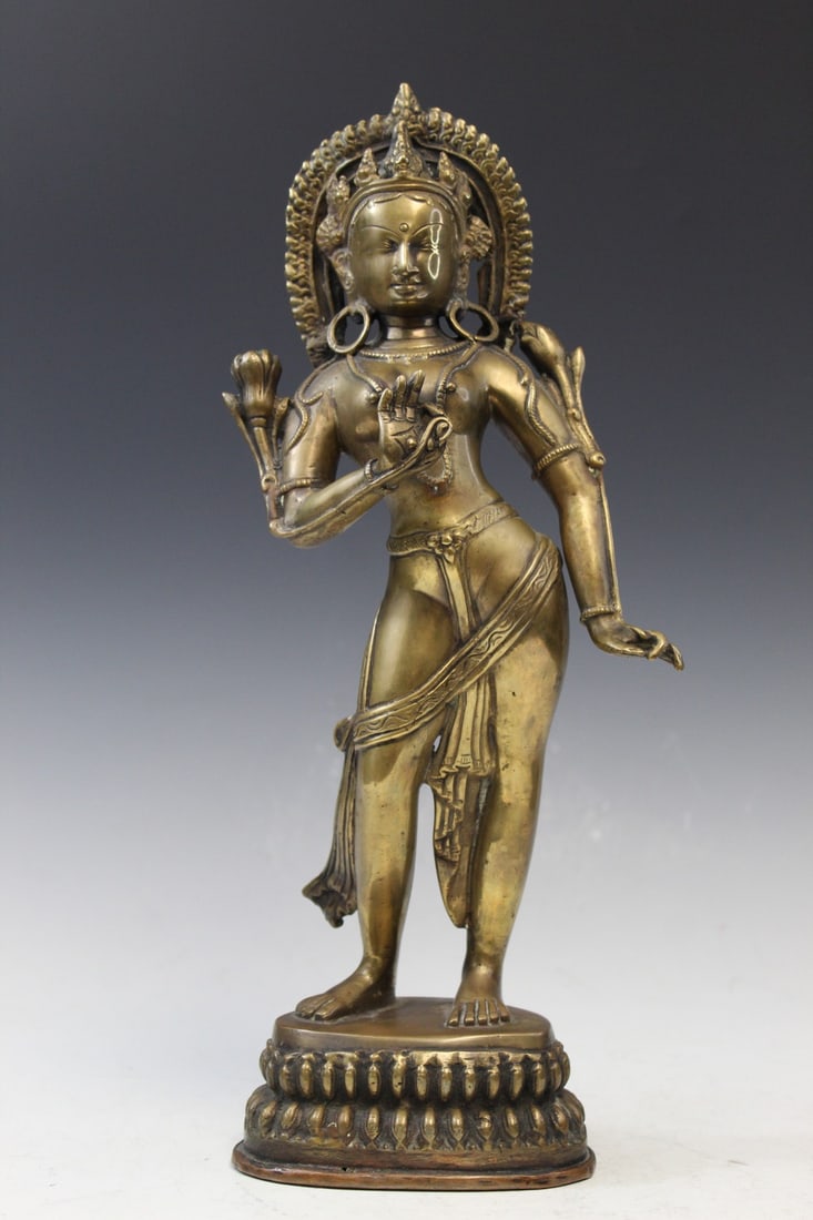 Tibetan Bronze Standing Tara Statue: Tibetan Bronze Standing Tara Statue. H 38 cm.