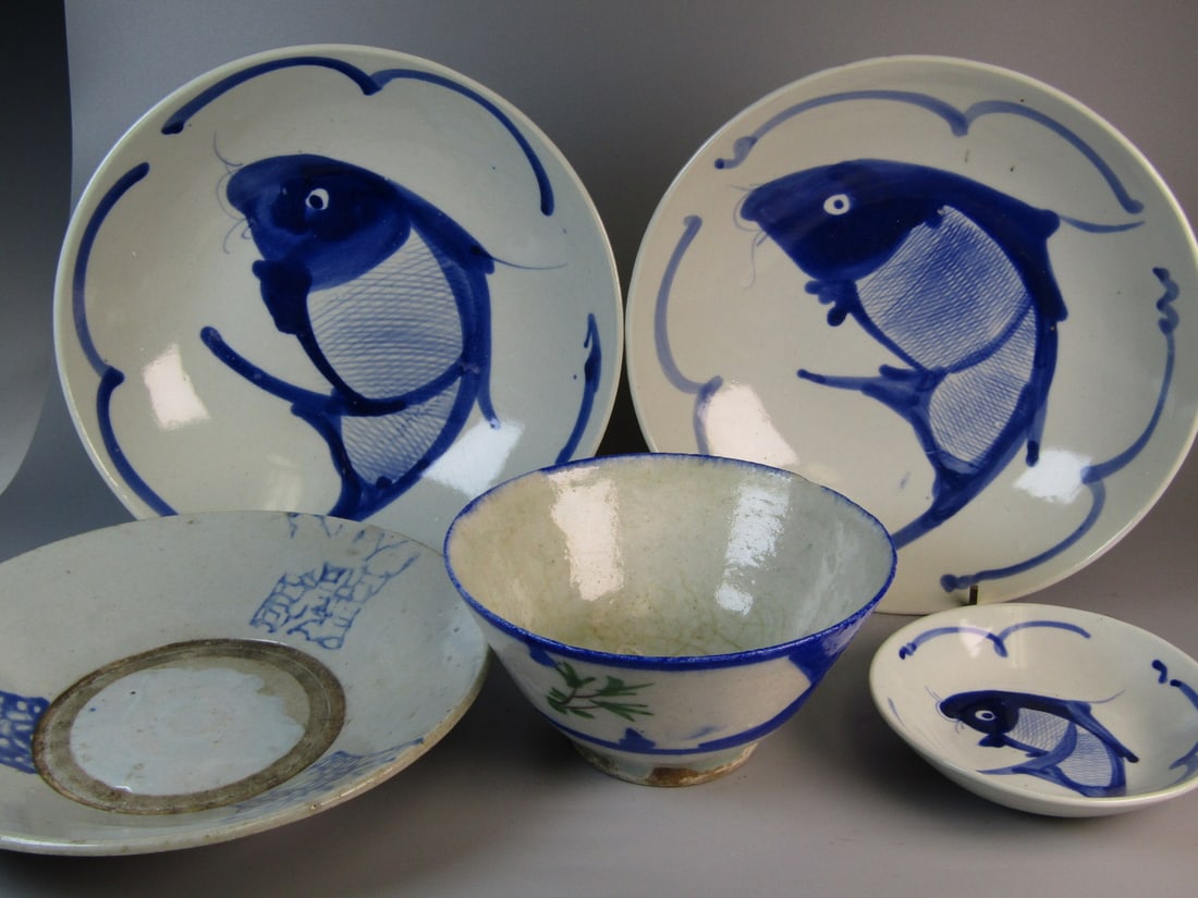 Chinese Blue and White Dishes: Chinese Blue and White Dishes. Largest diam 8.5'.