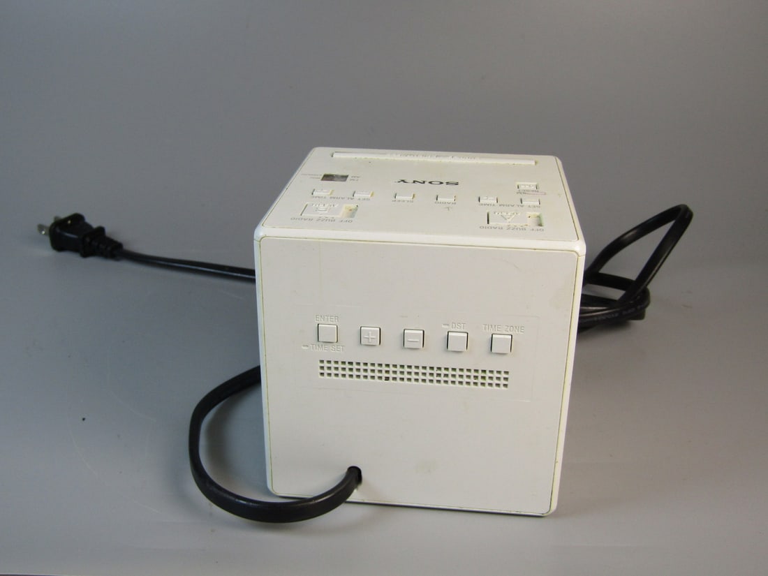 SONY Radio Clock - 4