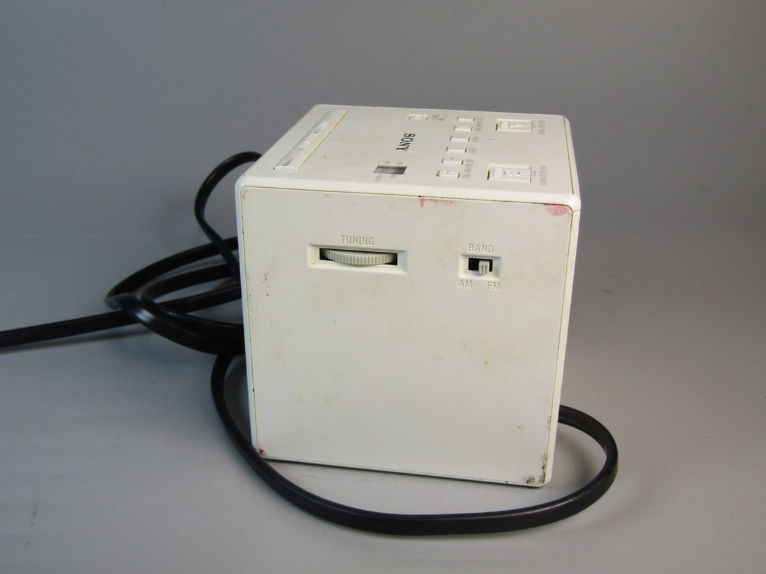 SONY Radio Clock - 5