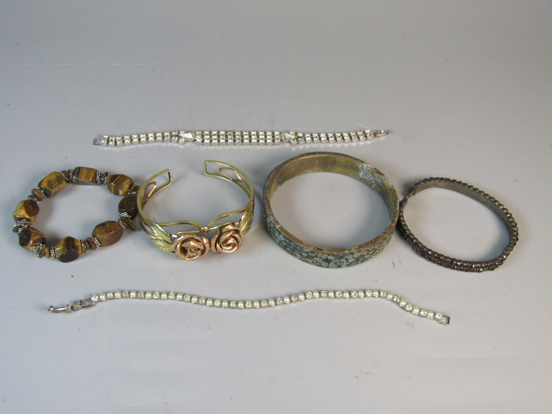 Bracelets and Bangles (1 of 5)