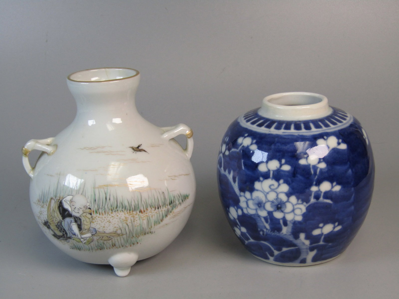 Two porcelain jars (1 of 6)
