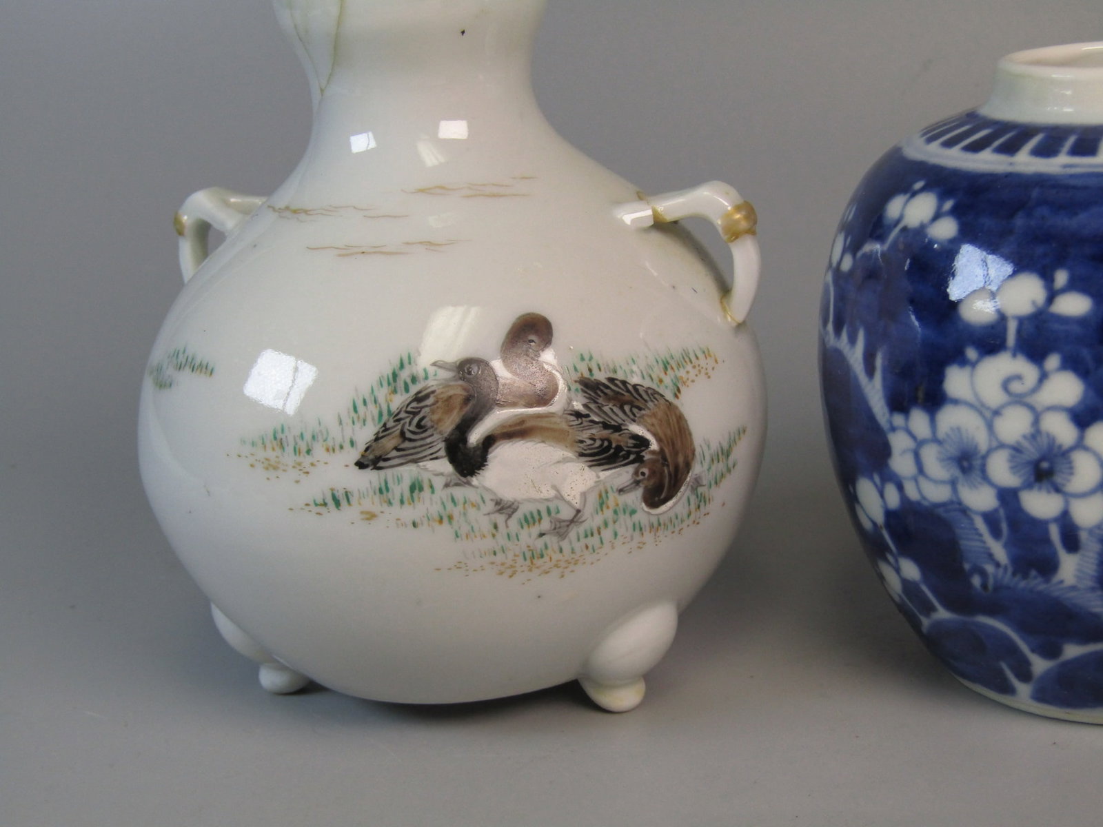 Two porcelain jars - 4