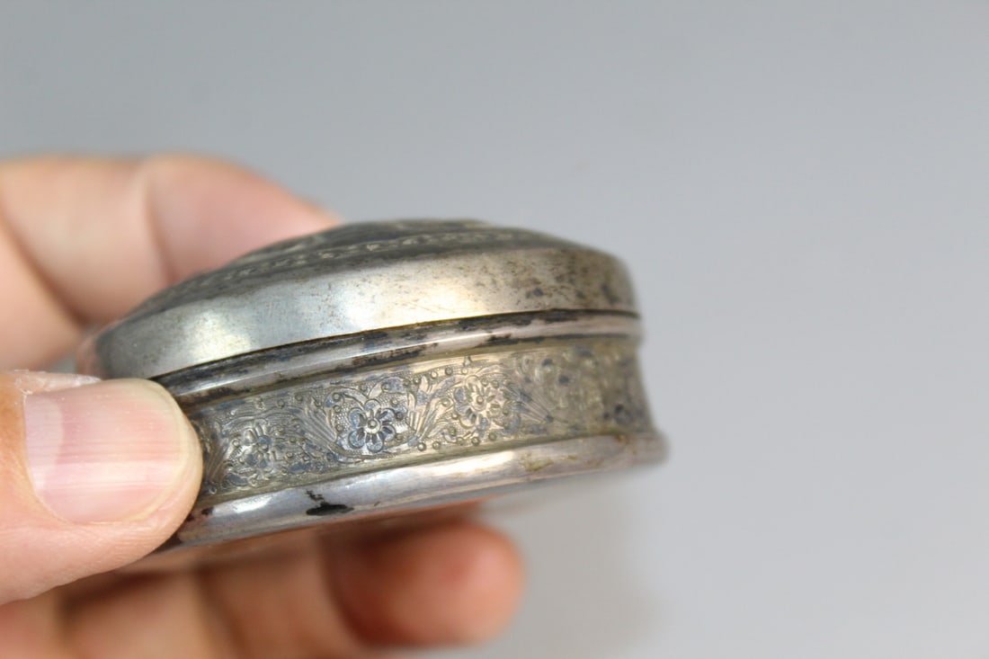 A Silver Box - 3