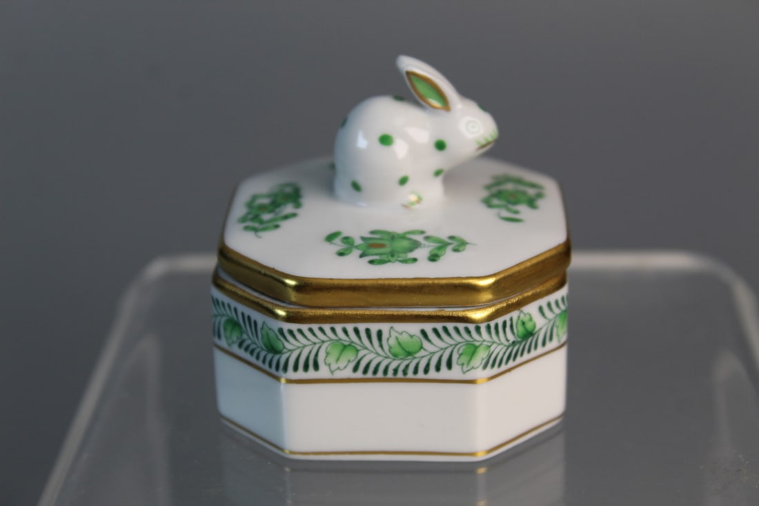 Herend Green Bunny Box (1 of 5)