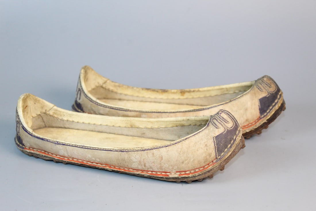 A Pair of Korean Leather and Silk-Brocade Woman's Shoes (1 of 8)
