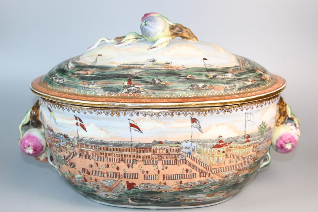 Chinese Export Style Large Porcelain Tureen (1 of 9)