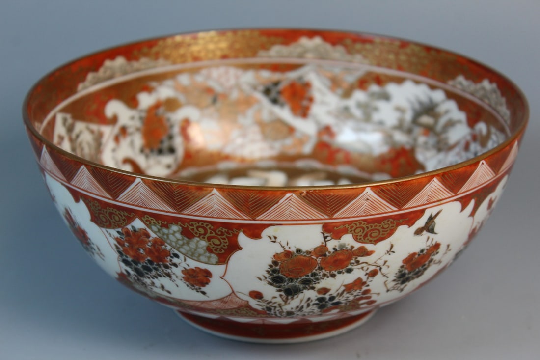 Japanese Kutani Porcelain Large Bowl (1 of 6)