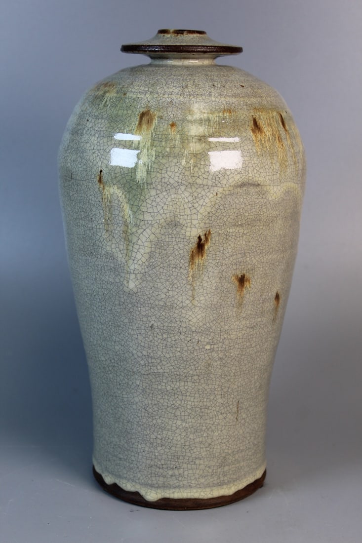 Crackle Glazed Meiping Vase (1 of 8)