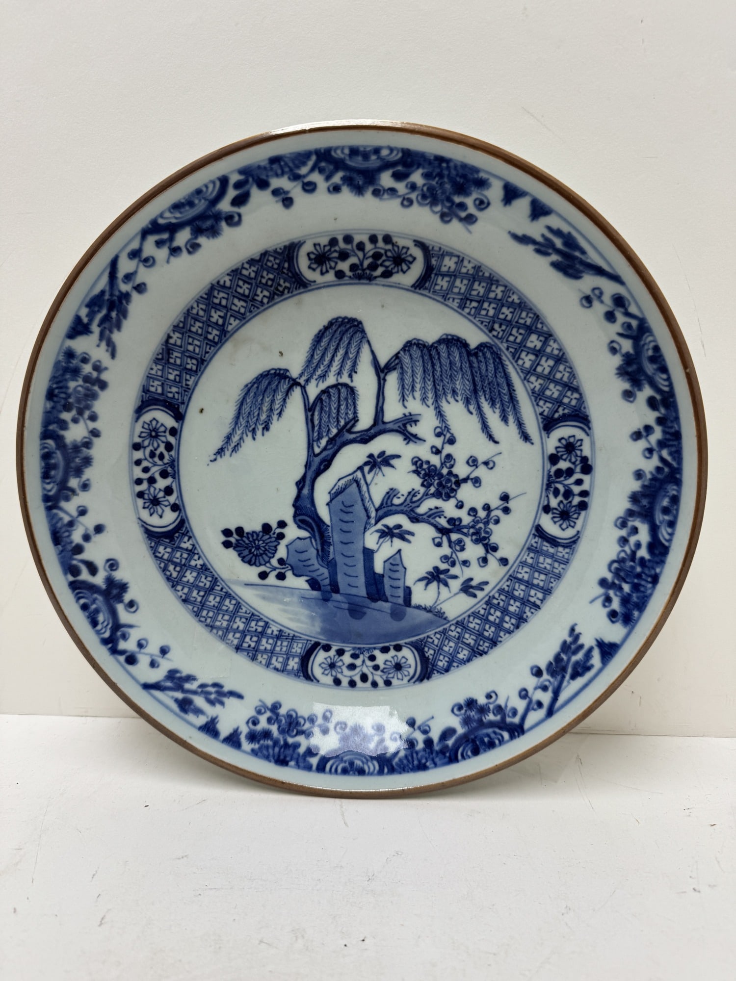 Chinese export blue and white porcelain plate (1 of 2)