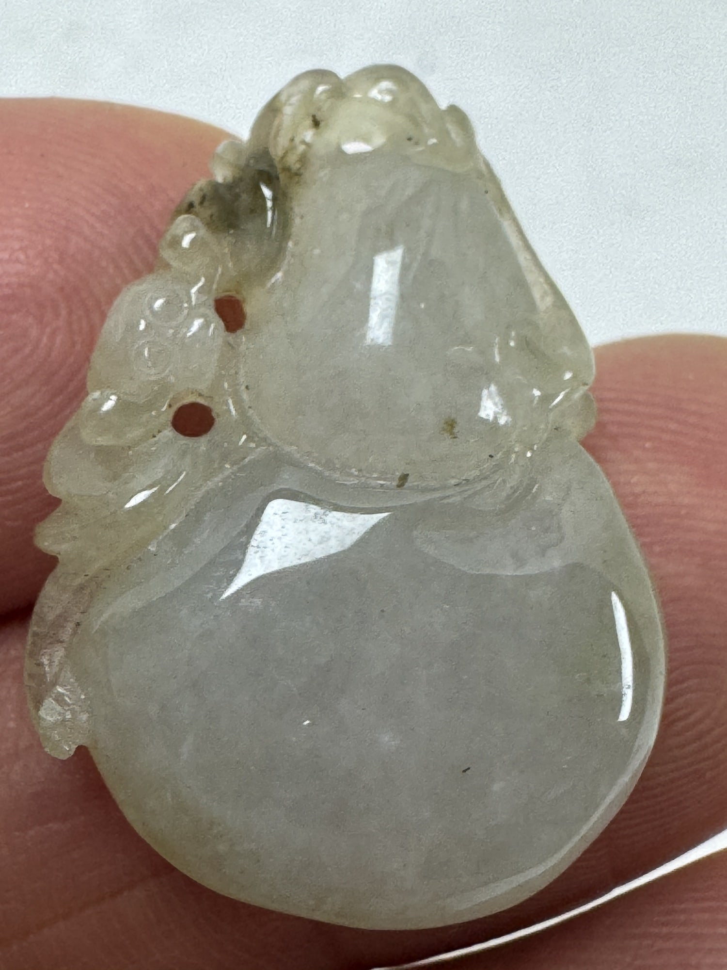 Chinese jade carving of a gourd (1 of 2)