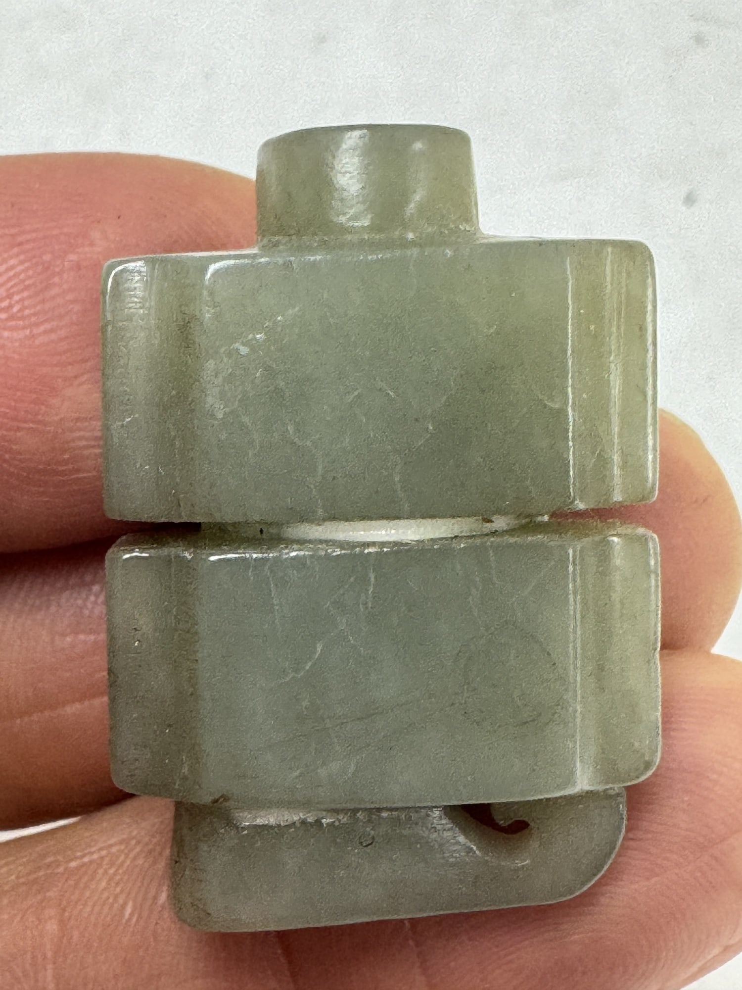 Chinese carved jade pendant or amulet (1 of 2)