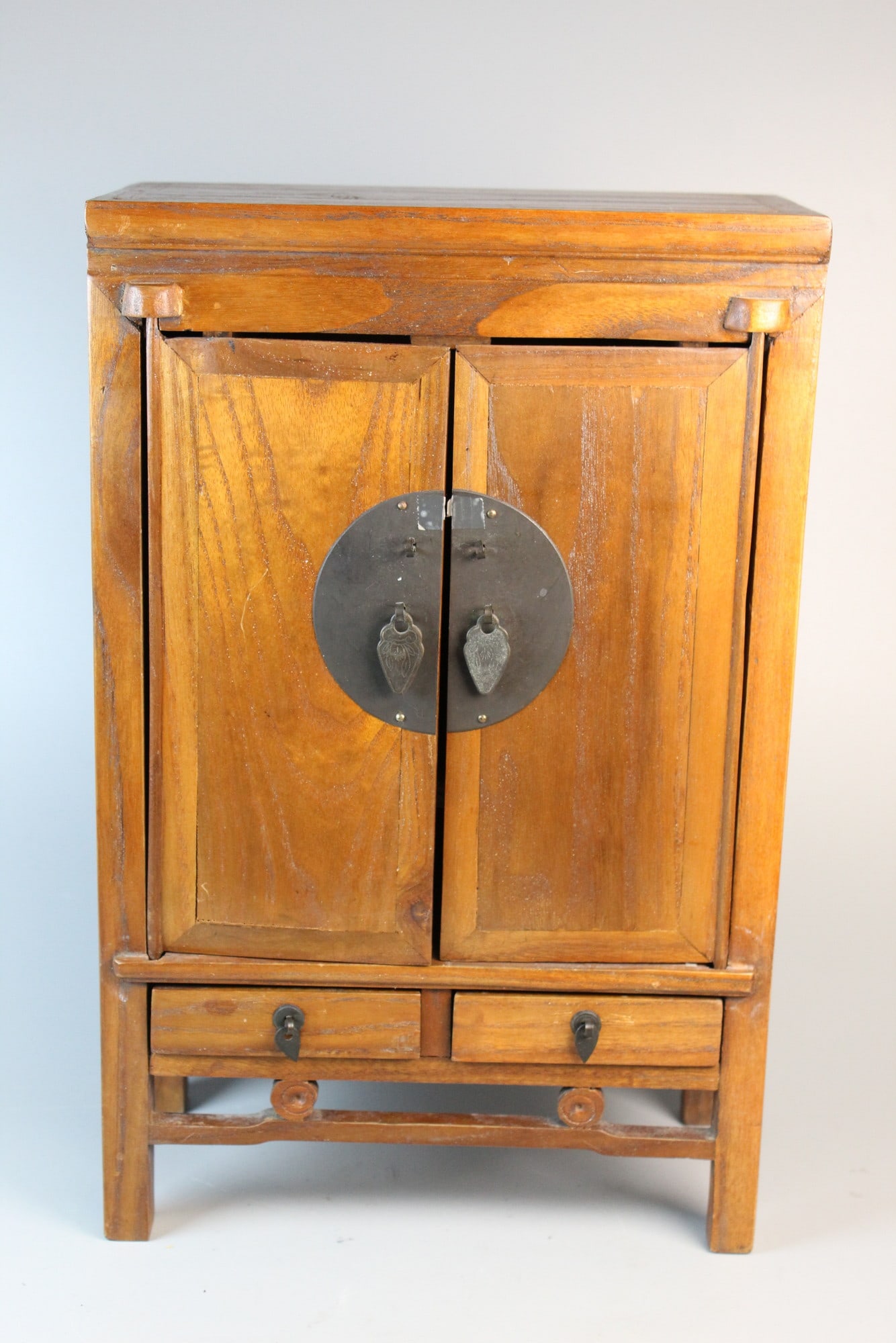 Chinese Miniature Cabinet Wood Shrine: Chinese Miniature Cabinet Wood Shrine. 14x9x4.5".