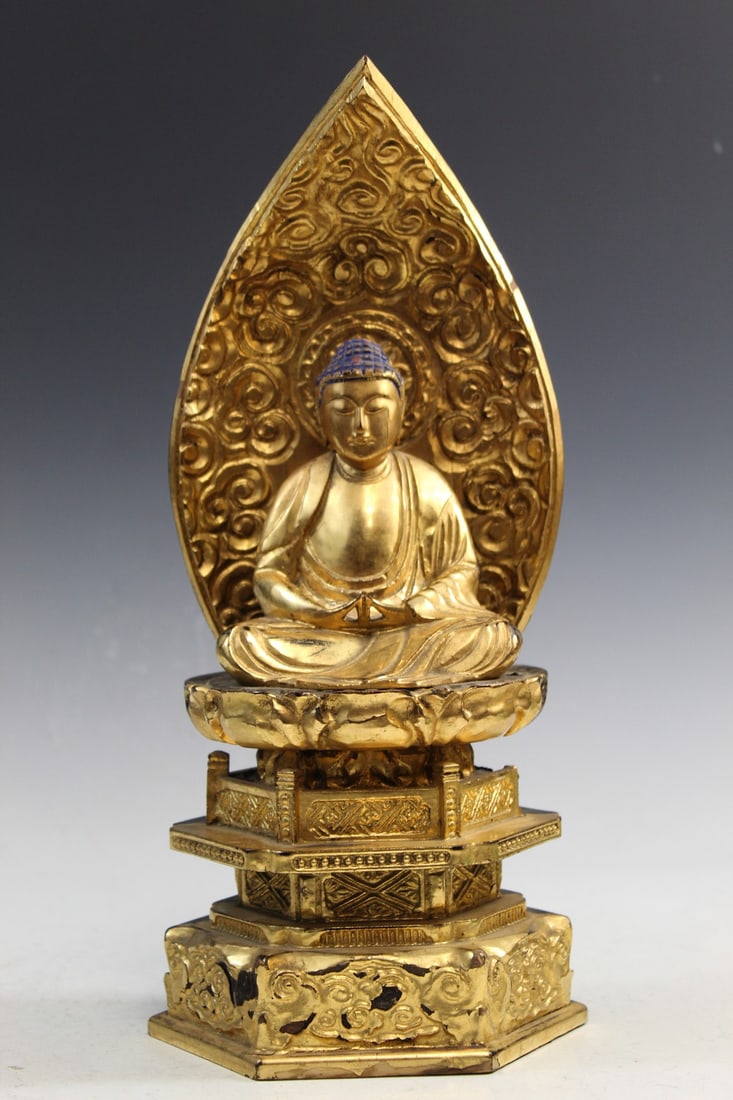 Japanese Gilt and Lacquered Wood Buddha Statue: Japanese Gilt and Lacquered Wood Buddha Statue. H 13.5".