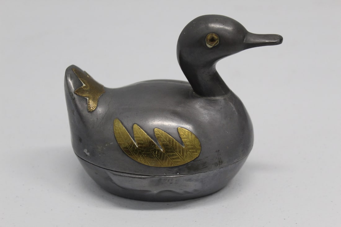 Chinese Pewter Duck (1 of 4)