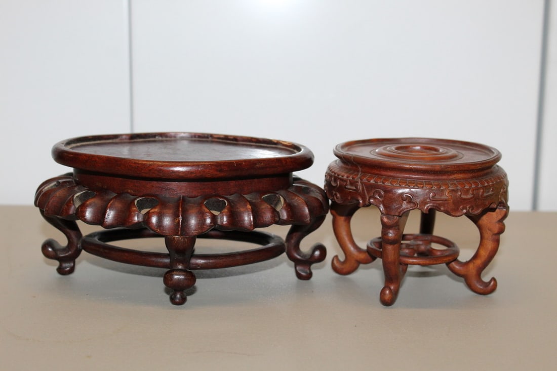 Two Chinese Carved Wood Stand (1 of 6)