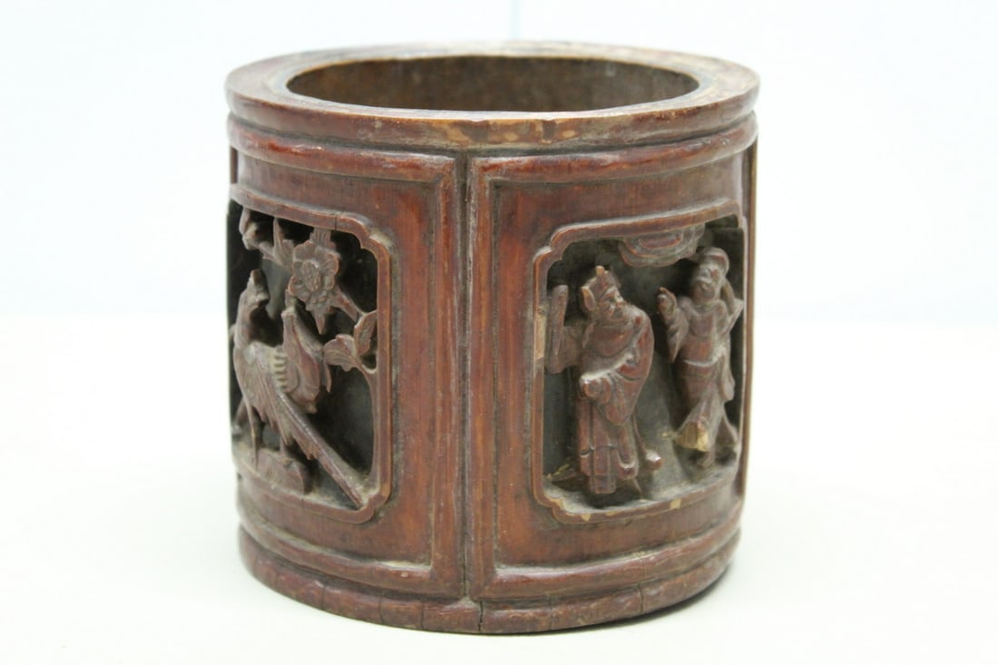Chinese Carved Bamboo Brush Pot: Chinese Carved Bamboo Brush Pot. H 11 cm. As Is.