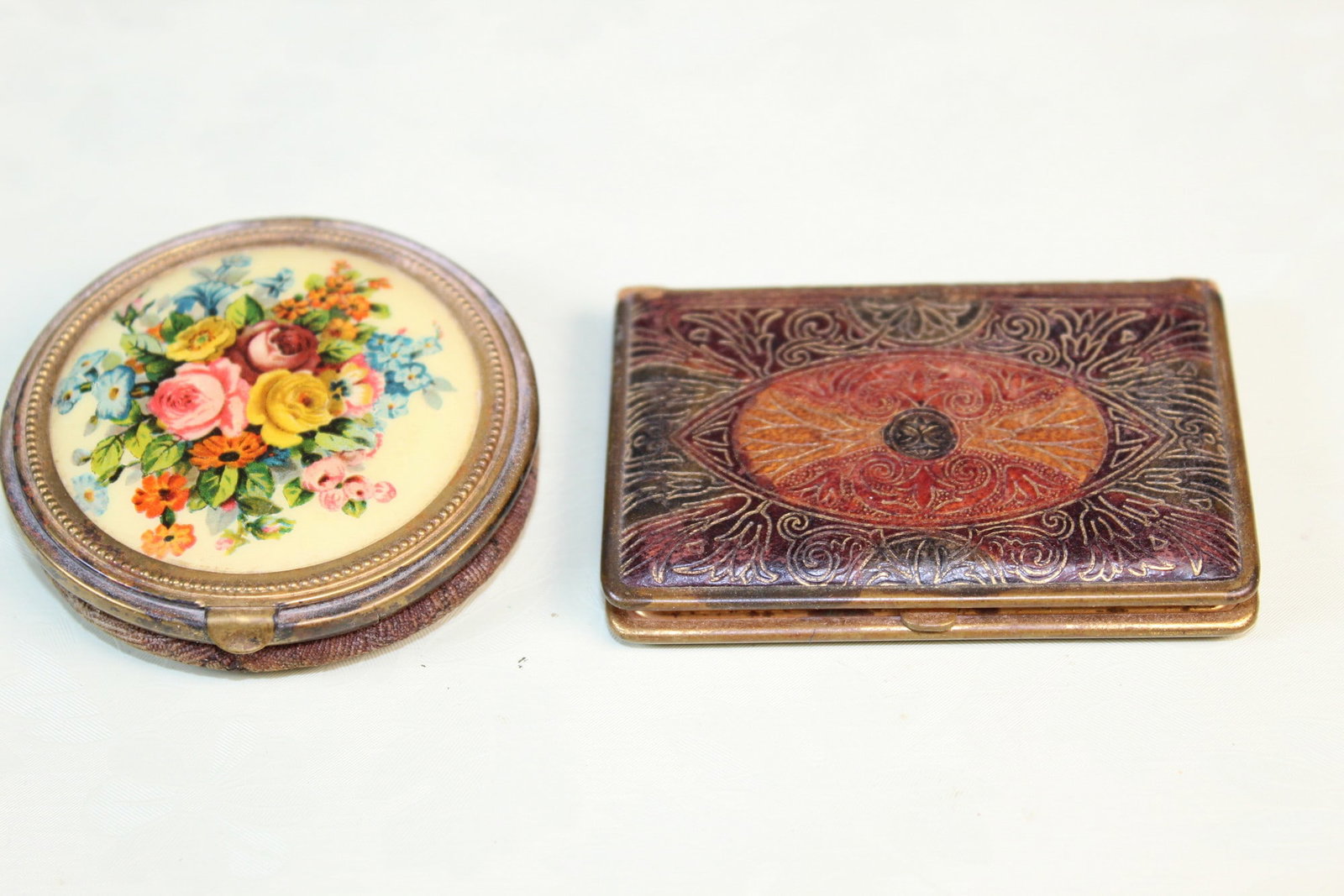 Two Antique Powder Compacts (1 of 7)