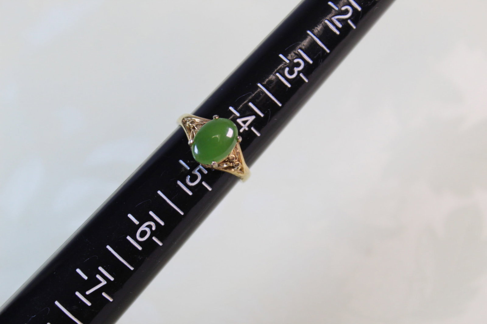 Chinese Jade and 18K Gold Ring: Chinese Jade and 18K Gold Ring. Total 1.9 g.