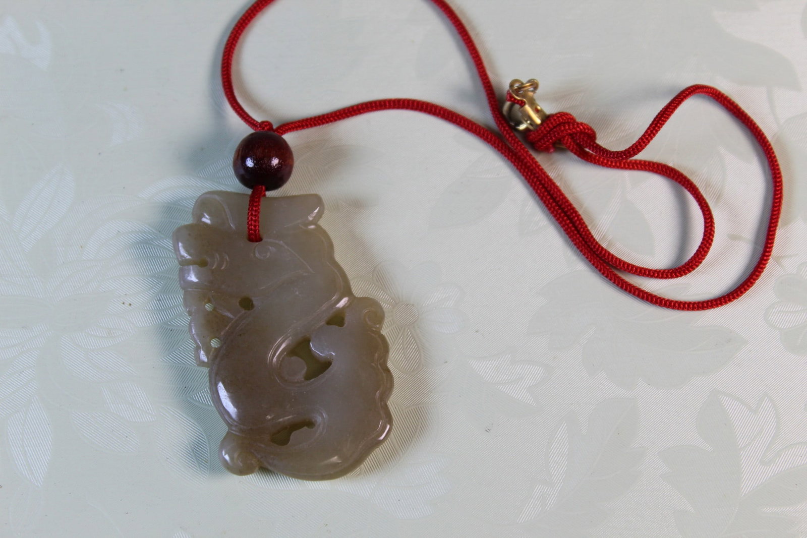 Chinese Carved Jade Pendant Necklace (1 of 2)