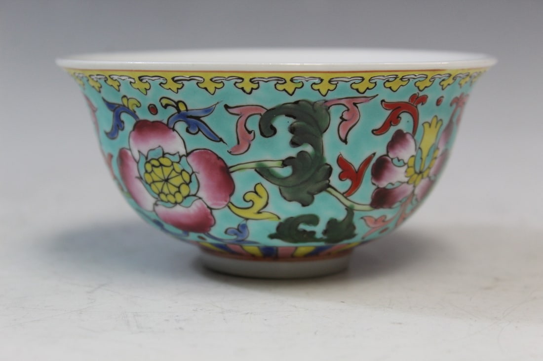 Chinese Famille Rose Porcelain Bowl: Chinese Famille Rose Porcelain Bowl. Diam 4.25".
