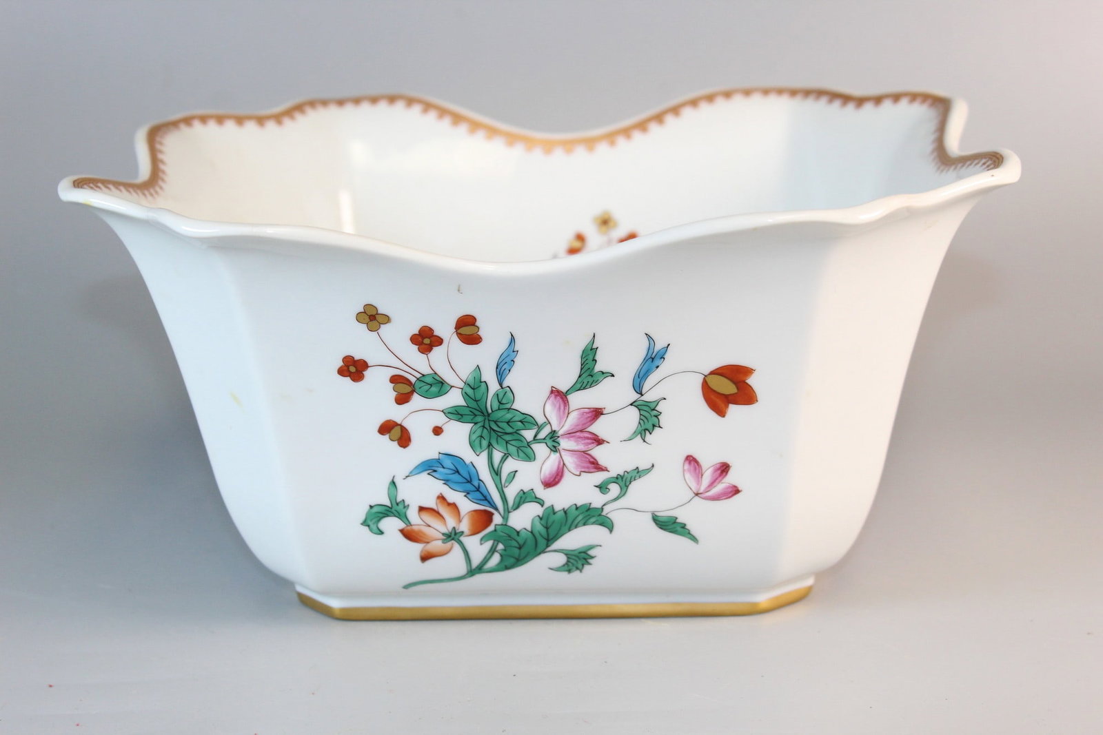 Tiffany Porcelain de Paris Hand Pained Bowl: Tiffany Porcelain de Paris Hand Pained Bowl. 10" x 8.5" x 5".