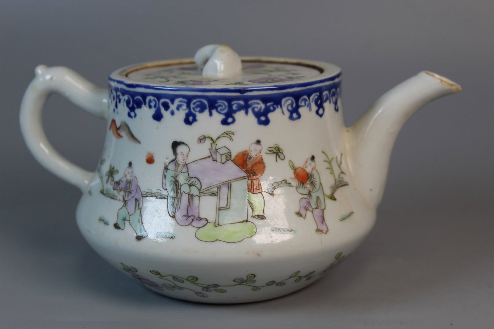 Chinese Famille Rose Porcelain Teapot: Chinese Famille Rose Porcelain Teapot. L 7.5'. H 4".