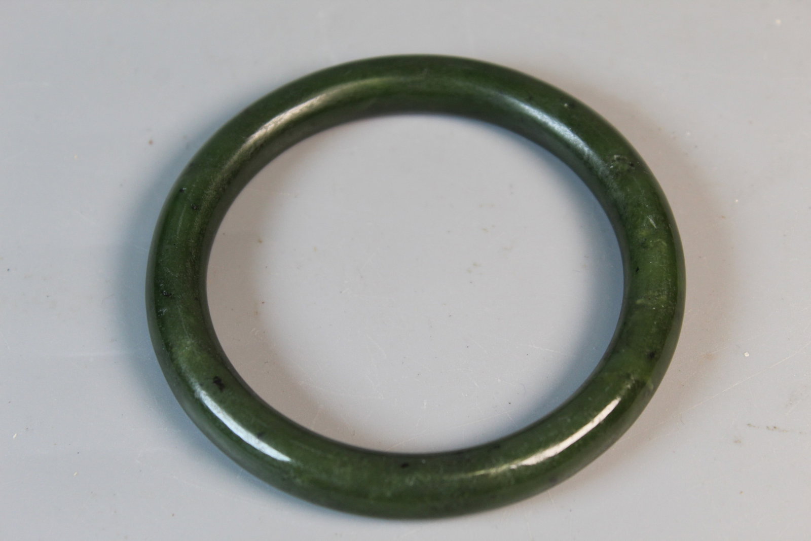Chinese Spinach Jade Bangle (1 of 6)