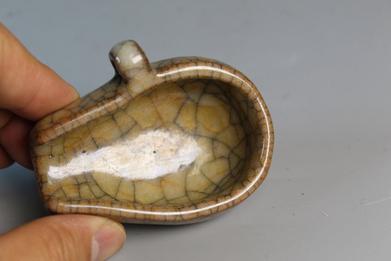 Chinese Crackle Glaze Bird Feeder - 2