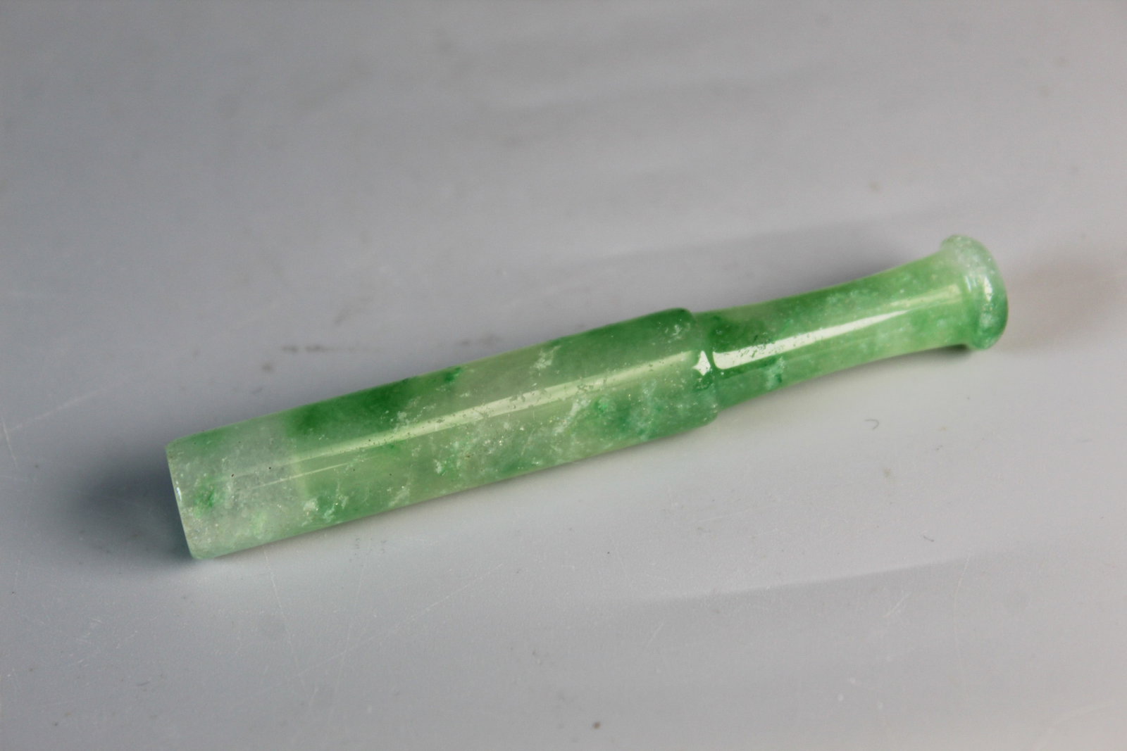 Chinese Jadeite Cigarette Holder (1 of 4)