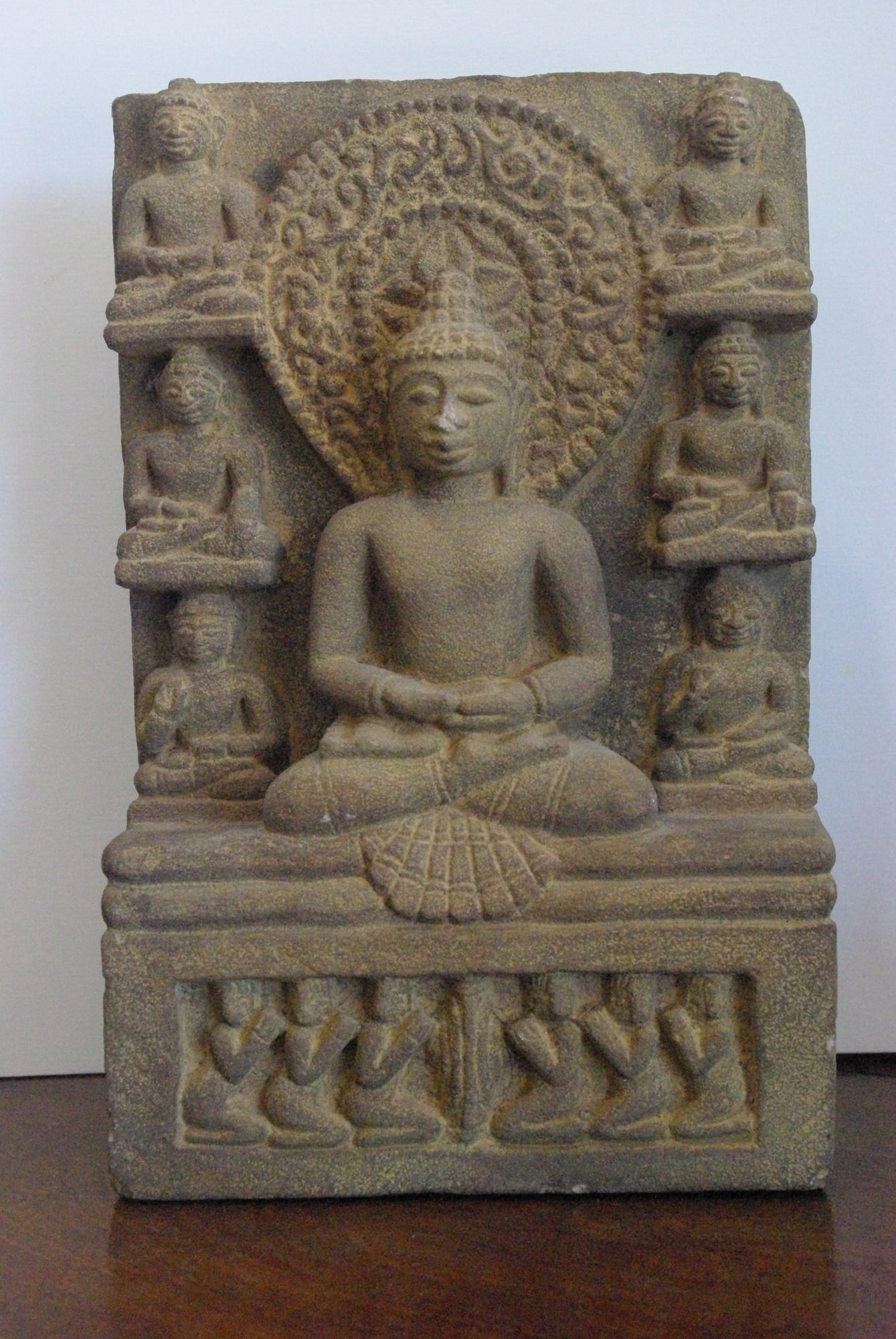 Sandstone Buddha sculpture with six figures (1 of 7)