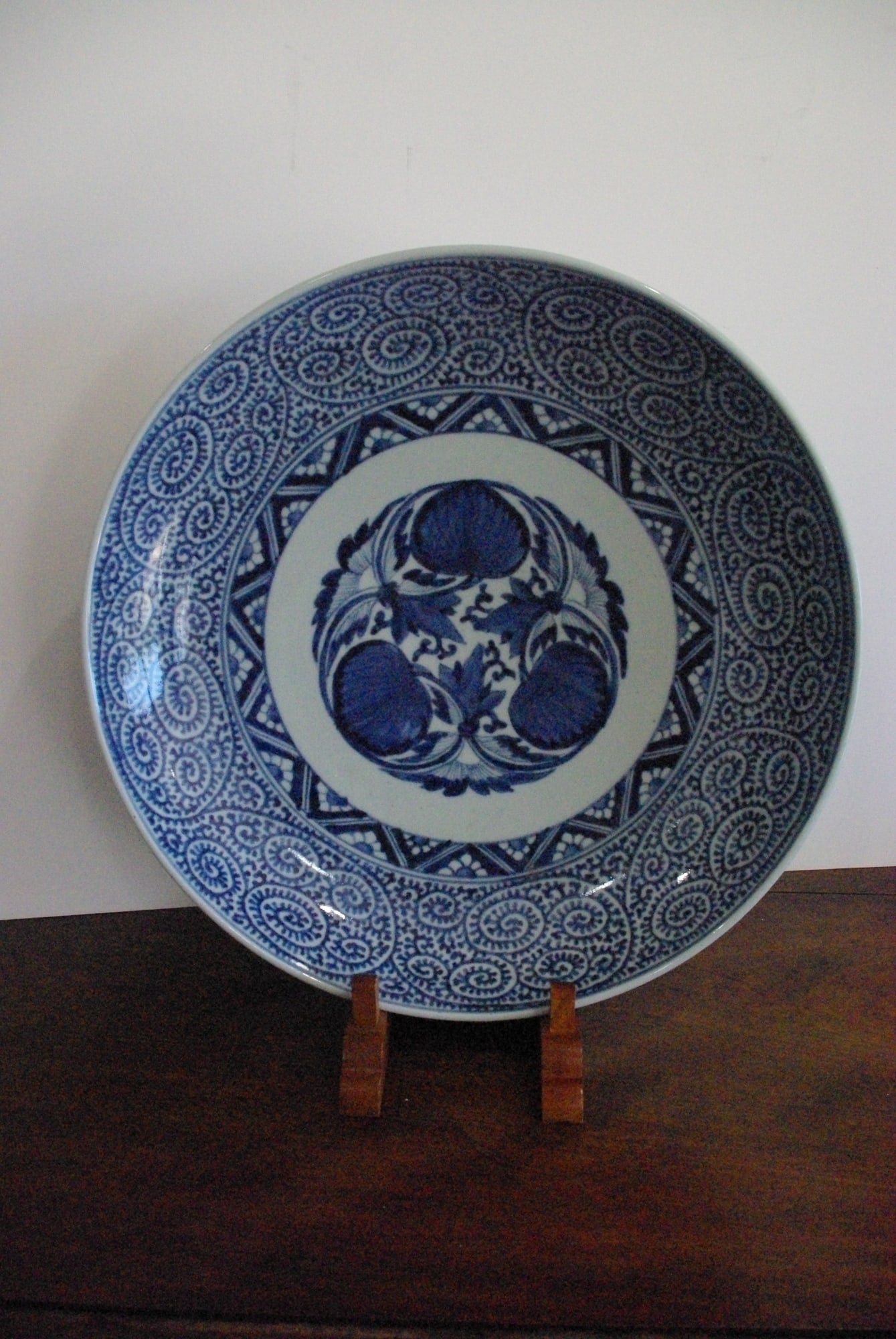 Chinese Blue and White Porcelain plate (1 of 4)