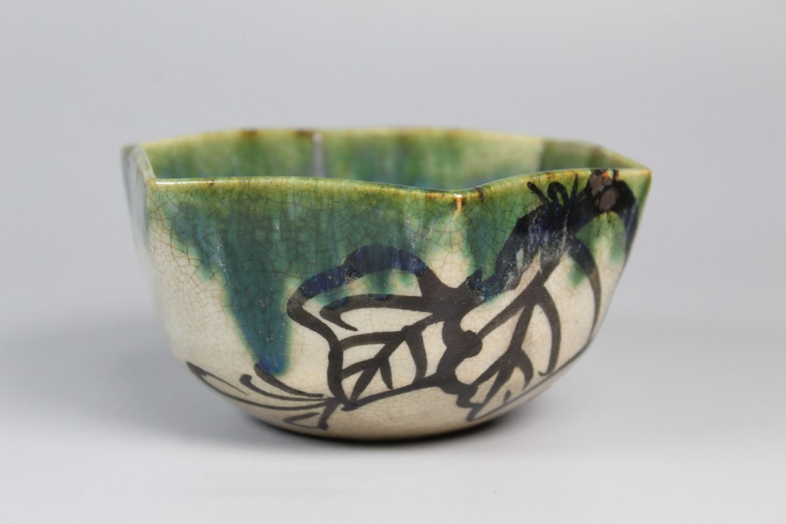 Japanese Oribe Ware Tea Bowl (1 of 9)