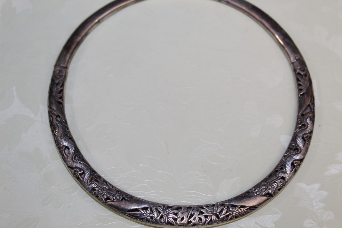Chinese Silver Choker Necklace (1 of 5)