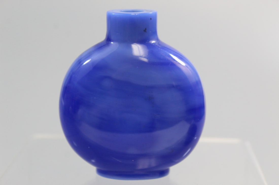 Chinese Blue Peking Glass Snuff Bottle (1 of 4)