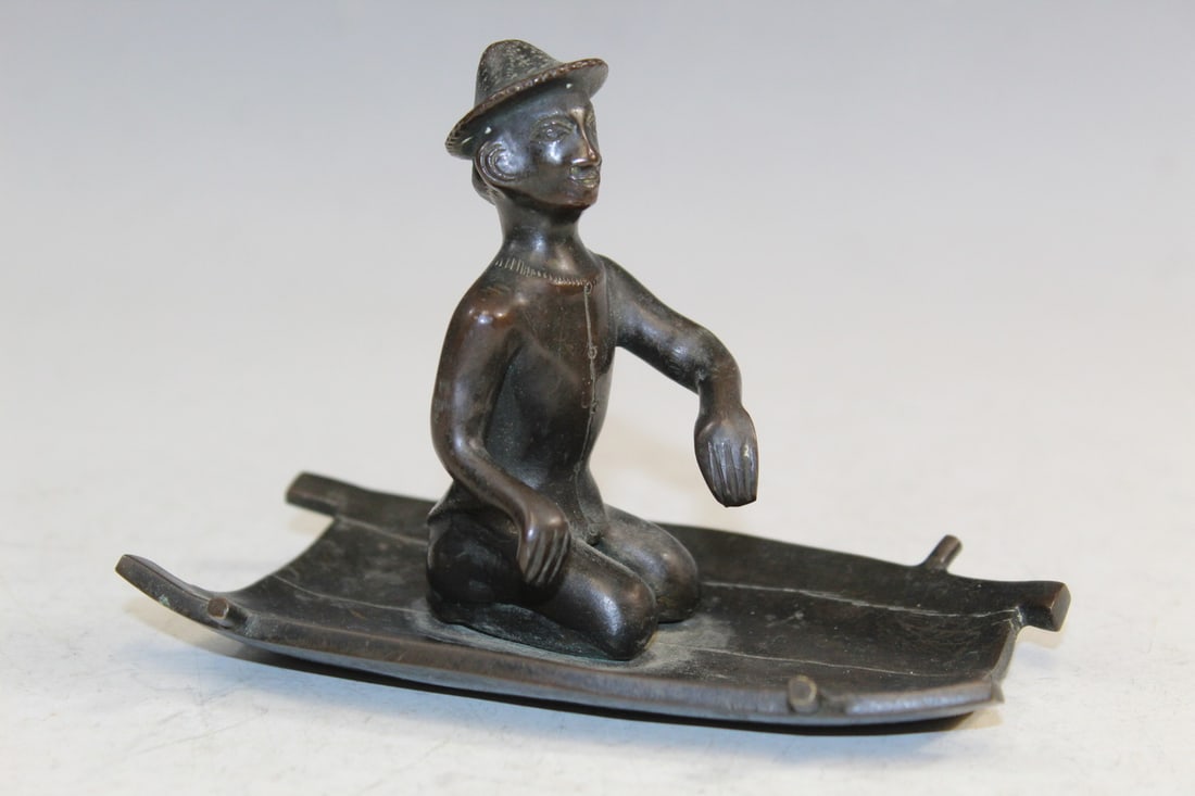 Chinese Bronze Statue of a Fisherman.: Chinese Bronze Statue of a Fisherman.. H 4". L 5". W 2 3/4".