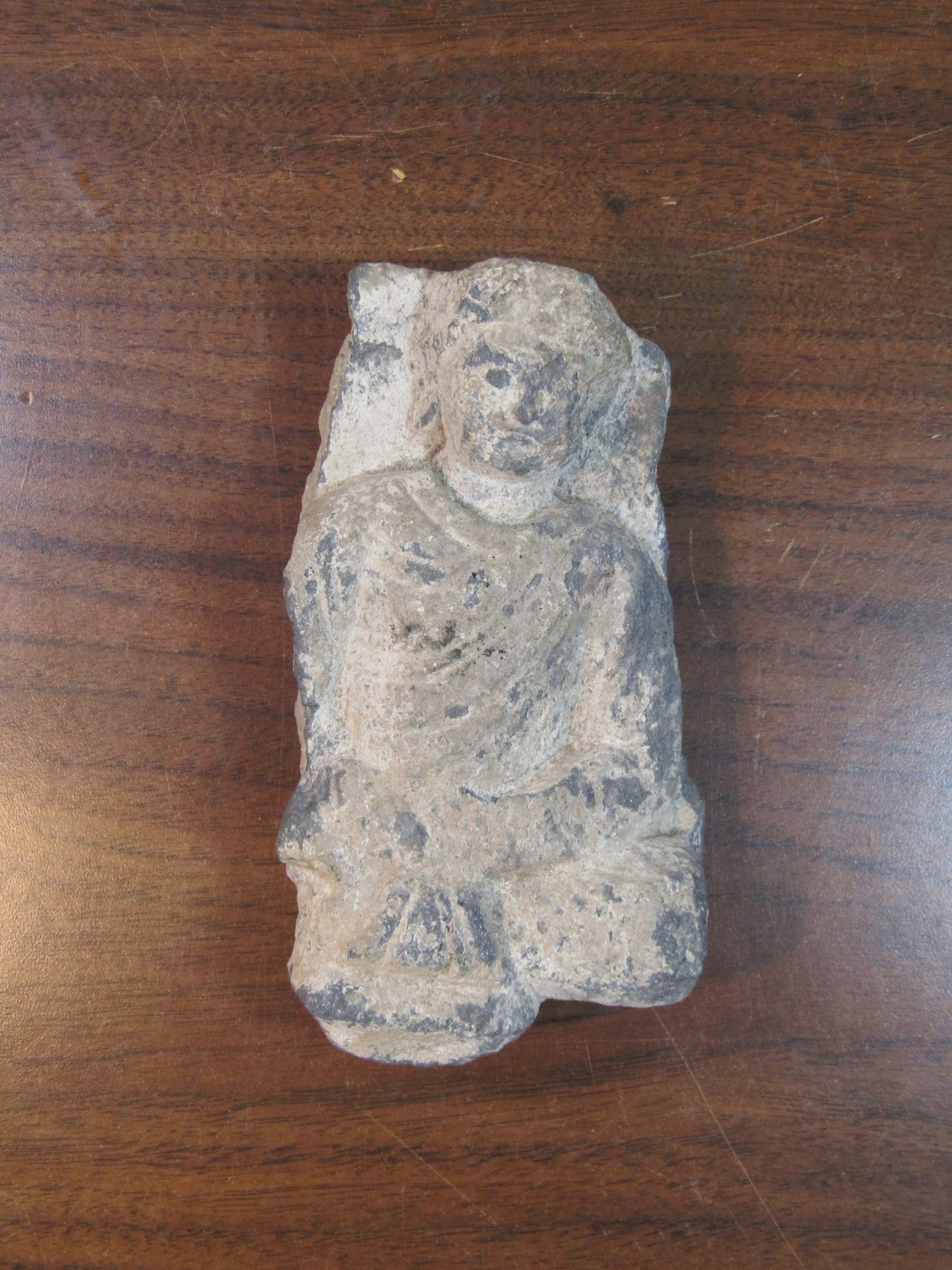 Indian Stone Carving of a Buddha Gandhara: Indian Stone Carving of a Buddha Gandhara. H 5.5".